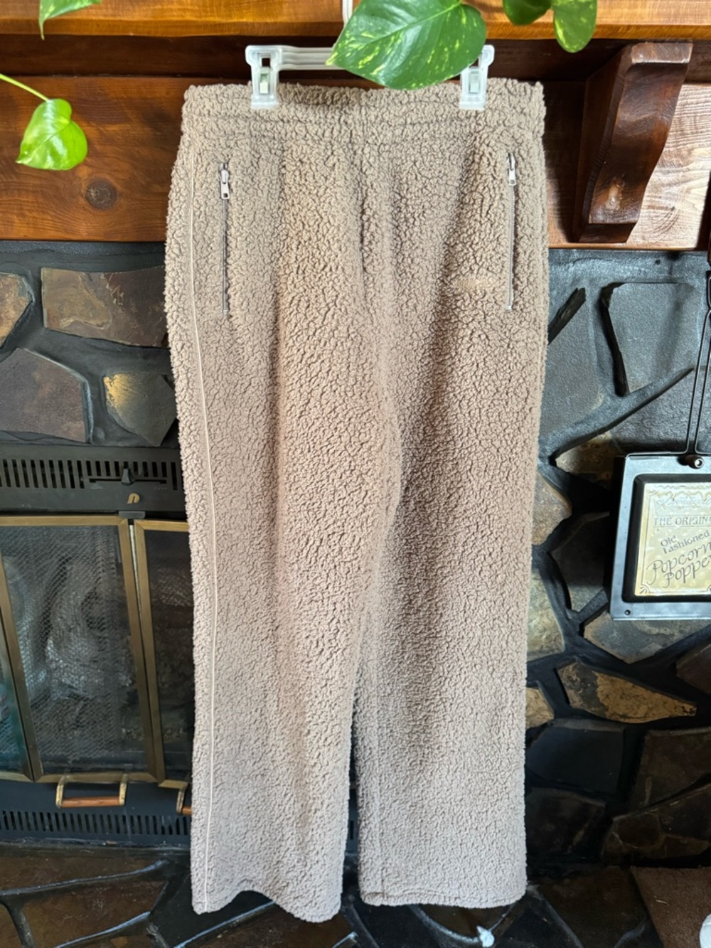 SKIMS Taupe Sherpa Fleece Joggers with Zip Pockets